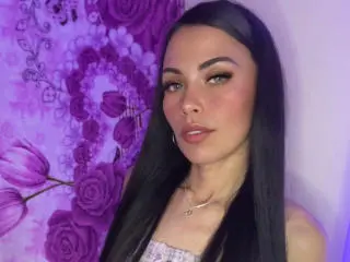 ZoeLux from xlovecam