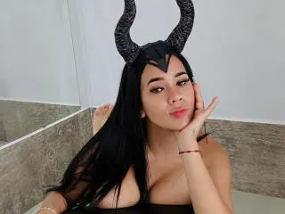SolStephanny from xlovecam