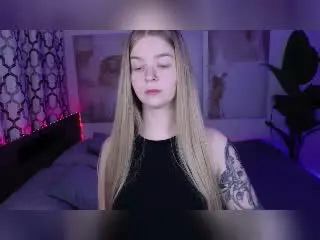 Xlovecam Live Porn of SirenaHardmann