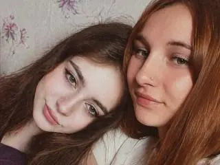Xlovecam Watch Live Sex Cams of KeylasRebecca