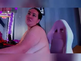 Xlovecam Adult Webcams of TerraMegaBoobs