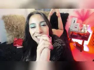NahomyCarther from xlovecam