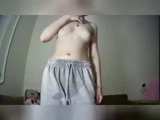 Xlovecam Private Sex Chat of HuldaIckert