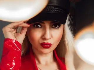 Vixenia from xlovecam