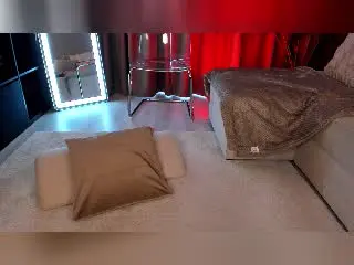 Xlovecam Adult Webcam of BrainyBelle