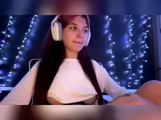 ShylaCatillo from xlovecam