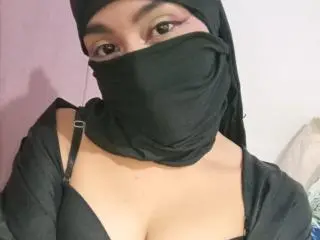 Xlovecam Free Live Porn of LaylaNoor