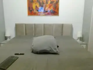 Xlovecam Free Porn Cam of PrettyEllen