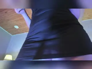 Xlovecam Live Sex Cam of CameronViviane