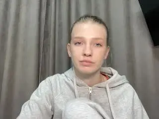 Xlovecam Free Porn Cam of Ginnia