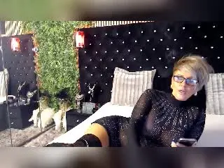 Xlovecam Adult Webcam of InanAIshtars