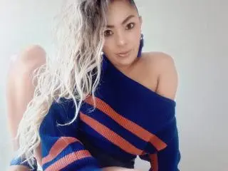 KarenCurlyHair from xlovecam